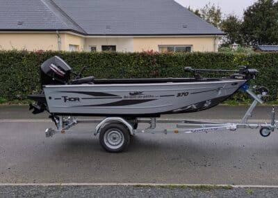 Bass boat Thor 370
